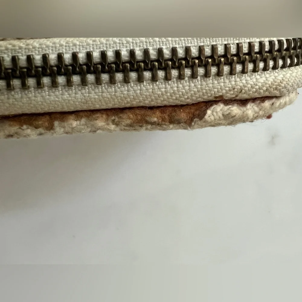 Universal Thread Wallet Small Zip Cream with Brown Strips